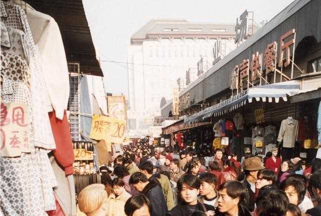 西单小石虎胡同33号（曹雪芹和徐志摩的一方净土）