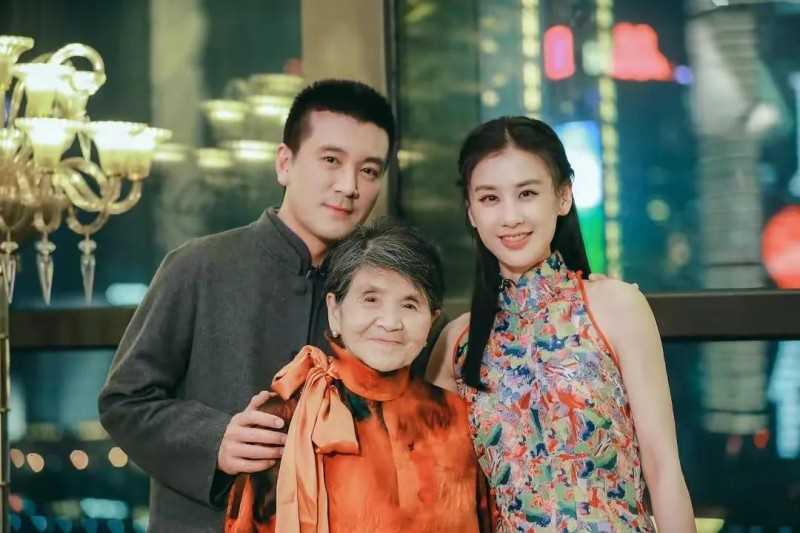 杨子妈妈家是干什么的（杨子母亲刘丽芹介绍）