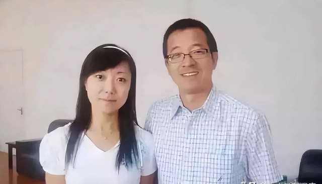 俞敏洪老婆照片资料（一路坎坷的俞敏洪多亏了老婆的帮助）