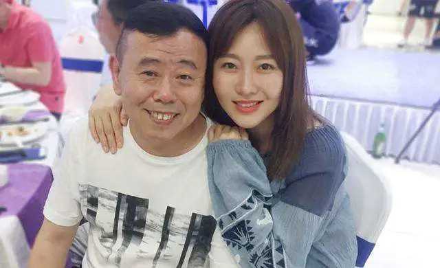 潘阳死了是真的吗（潘长江女儿潘阳被曝车祸身亡真相）