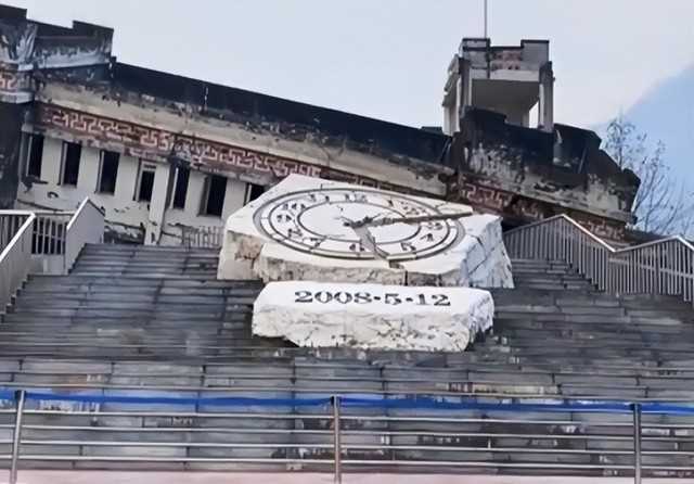 汶川地震恐怖真实图片（30张图片回顾汶川地震）