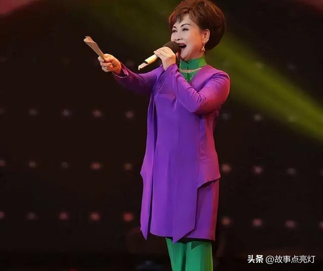 李谷一和丈夫的对唱 和丈夫肖卓能携手走过43年婚姻(21)