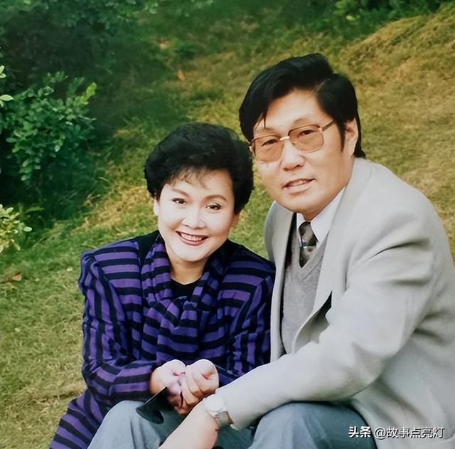 李谷一和丈夫的对唱 和丈夫肖卓能携手走过43年婚姻