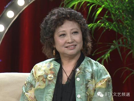 冯巩婚姻时差 国民辣妈后悔与名导演离婚(2)