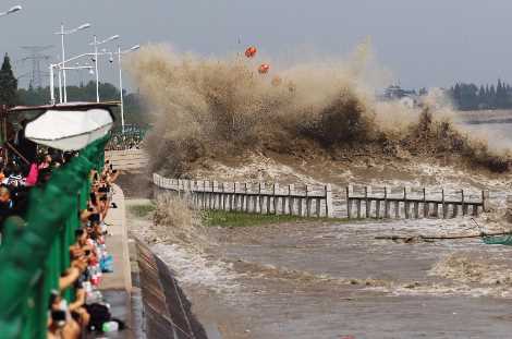 壮观天下无——浙江钱塘江潮