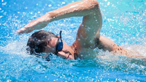 腰椎间盘突出症患者可以游泳吗