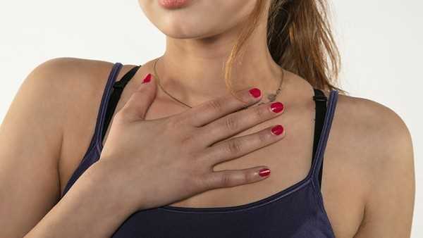 长期咳嗽引起胸腔积液怎么回