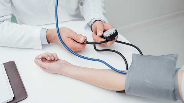 全身麻醉中出现低血压的四个原因是什么