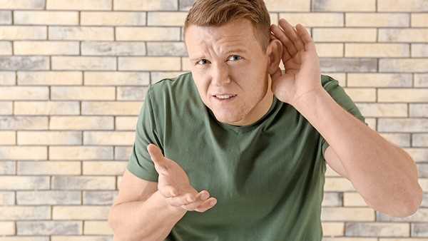外耳道炎患者为什么躺着特别