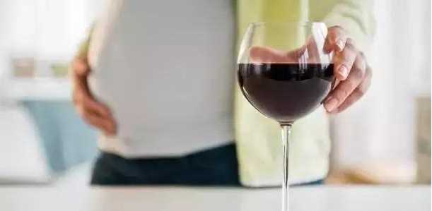 孕妇可以喝葡萄酒吗 孕妇喝葡萄酒有什么影响