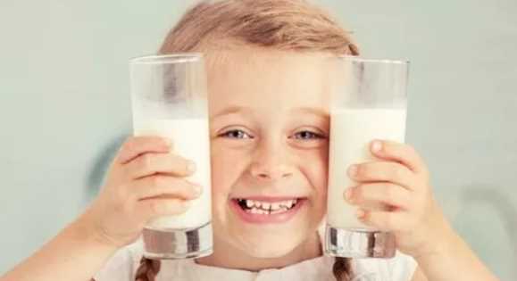 高钙奶多大孩子能喝 孩子喝高钙奶好吸收吗