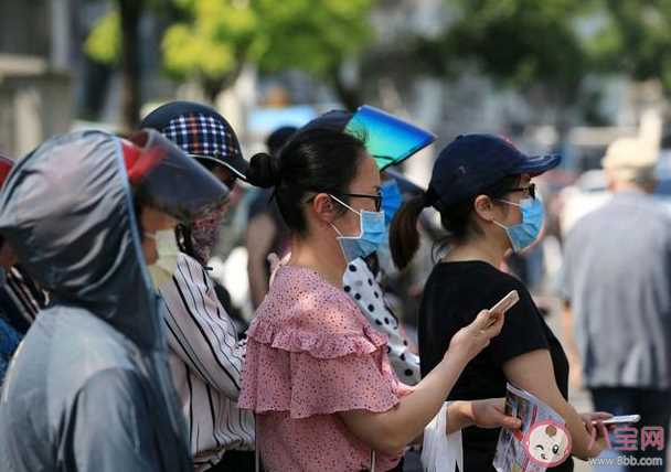 夏季建议1至2小时换一次口罩 夏天戴口罩要注意些什么