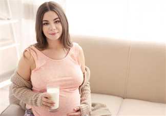 鲜奶和孕妇奶粉哪个更适合孕