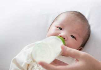 宝宝过早吃米饭的危害 宝宝过早吃米饭有什么影响