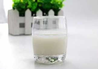 喝牛奶会不舒服是什么原因 乳糖不耐还能喝牛奶吗