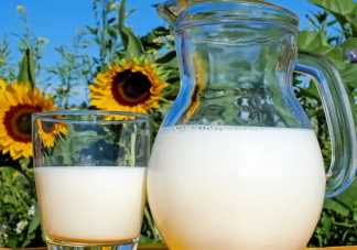 喝奶不适是蛋白质的原因吗 乳糖不耐受就不能喝牛奶