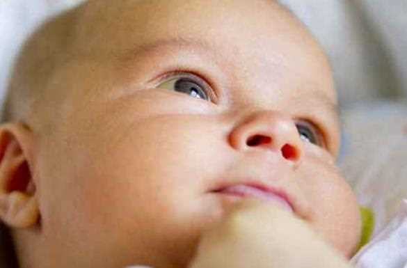 宝宝满月黄疸还没退怎么回事 如何检查新生儿黄疸指