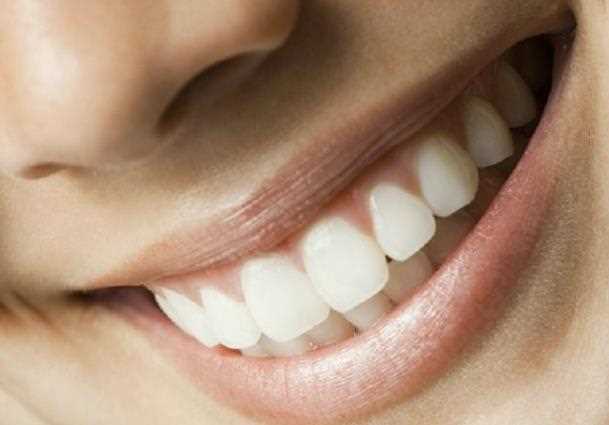 烤瓷牙有副作用吗 过敏牙齿磨损松动牙龈萎缩