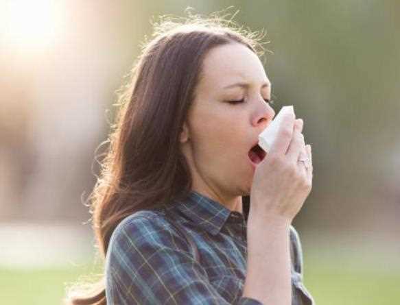 空气净化器对过敏性鼻炎有用吗 过敏性鼻炎吃莲花清