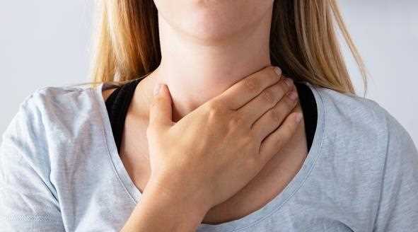 慢性咽炎属于什么感染 细菌或病毒引起上呼吸道感染